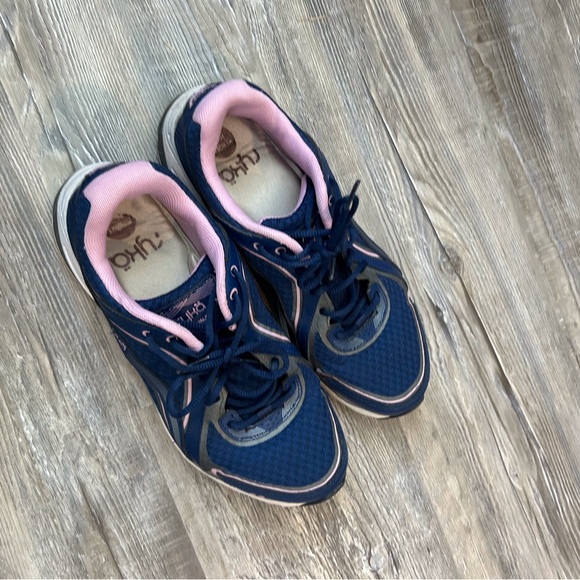 Ryka Navy and light pink Sneakers 7.5 - Picture 1 of 9